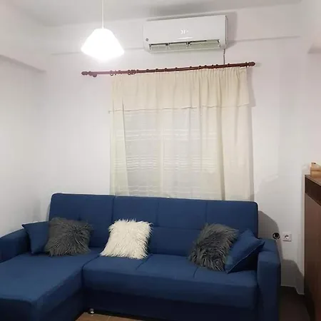 Lucy Apartament Apartamento Kamena Vourla